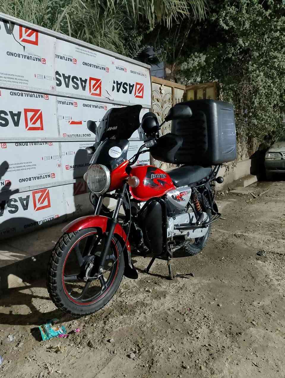 سلام عليكم درجة بوكسر دراجه حلوه كهربائي كلها شغلات مكينه مكفوله ناعمه دايون موديل 2020 درجه مال جناي تيرات جدد كل نقص مابيها اوراقها ضاعن اكفلها سرقه عشائر مكان بغداد البلديات ضباط سعر 700 وبيها مجال رقم الهات  ***********
