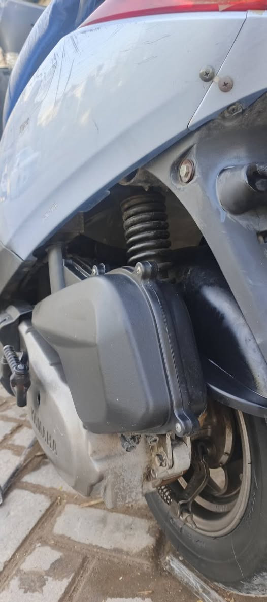 بريز للبيع  ( الشبح ☠️ ) 
نكرة سلف كلشي شغال 
بس إذا اتشغل الگلوب ( البومة ) تشتغل بس هندر 
الكفرات شوي تعبانه مثل ما موضح بالصور 
السعر ٨٠٠ وبيها مجال بسيط 
الشراي يتصل أو واتساب ***********
العنوان مدينة الصدر
