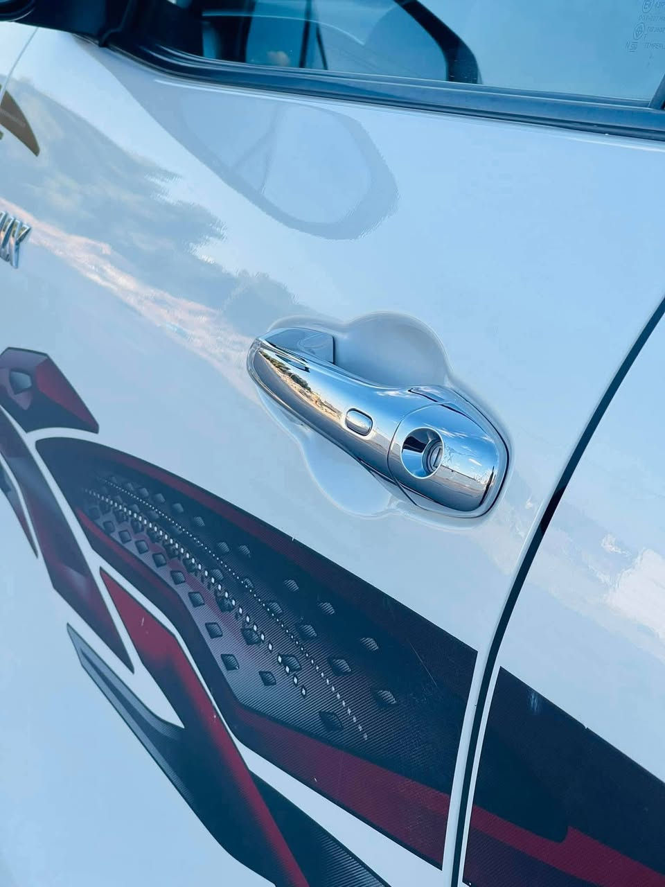 السلام عليكم للبيع بيكم فور ويل  سعودي مودي2022 وارد عبداللطيف جميل   بصمه كير اوتوماتيك رقم  اربيل مومميز شمالي بسميي
فول مواصفات واحد على واحد تبريد كشنات ماشيه85 الف حقيقي سياره جديده سبير مانازل 

كامره خلفيه حساسات فول السعر 330وبيها مجال للاستفسار ***********
