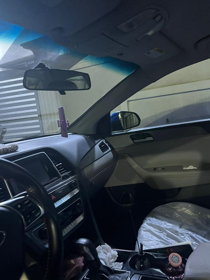 سوناتا 2018وارد امريكي تحكم جهتين شاشه كامره حساس بالمري المواصفات المعروفه للسوناته محرك Gdi2400 سونار مرفق بالصور السعر 125 مكان السياره سبع ابكار  للاتصال واتساب متواجد ***********
