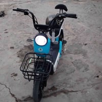 دراجة شحن • بطاريات جديدة • نص مكسور