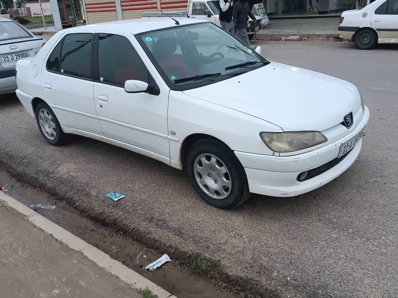 السلام عليكم
للبيع بيجو 306  موديل 2001 
كير محرك شرط تبريد شغال
  صبغ بونيد فقط بدون دواخل   سنوية بعدها مانافذه صاحبها يحول تحويل مكان السياره قضاء مخمور ناحية القراج    التفاصيل كاتبهن الشراي  يتصل  على الرقم 
***********
