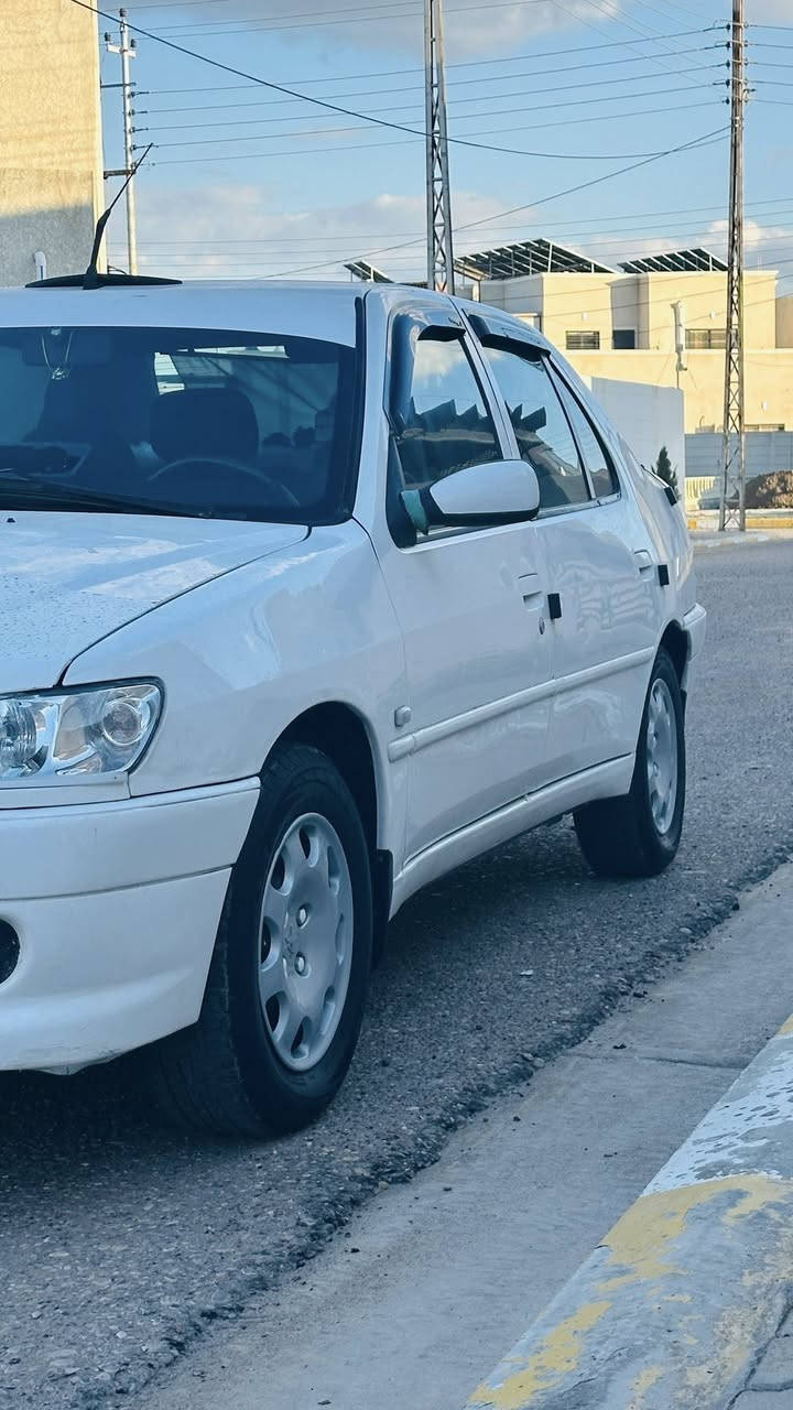 بيجو 306 / 2002
سياره جديده بمعنى الكلمه 
غرفه بلاد جديد لوك
كهربائيات بلاد بدون اي نقص 
صبغ دعاميات فقط 
وجاملغ السكن تبديل بلاد 
بدون دواخل بدون ضربه بدون اي ضرر 
منظومة زينون شاشه اي باد
تخم تاير جديد سياره مال جنايه من گلب ورب 

السعر55
مكان تكريت
***********
