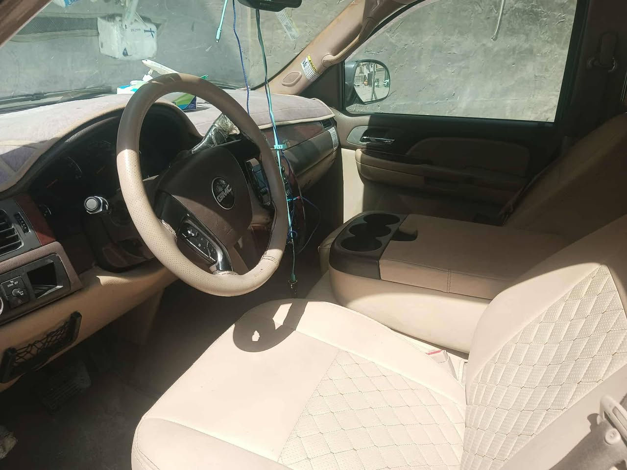 جمسي يوكن خليجي2008 فحل
رقم اربيل نكليزي لجديد

بيعة قطعتين صبغ 

داخل عسلي

مكينه كير1000 تبريد خير من الله

تايرات حداده

السعر 185

 سياره جديده 

مصفره غرامات وهيئه

خطهه بصره بغداد

سيد عادل

***********
