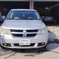 سياره دودج جورني موديل 2009 فقط قطعتين صبغ باب السكن والوراء صبغ امريك...