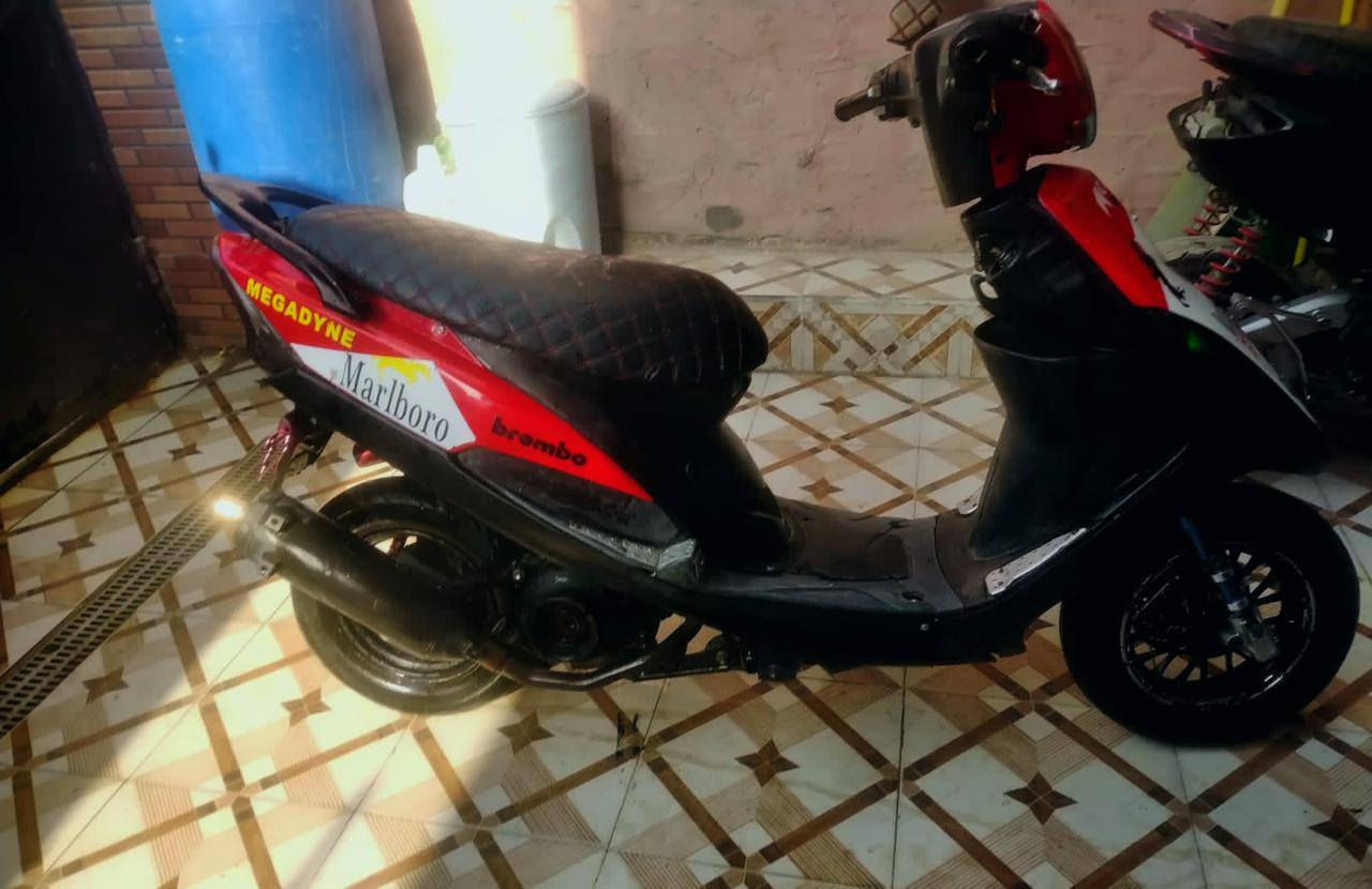 دراجه  ماكس رياضيه كفرات رياضيه كبريته رياضيه مكينه مزوده 58 الدراجه كفاله عامه ما نقصه برغي ونضيفه وحلوه وبيه هواي تعديلات للستفسار ***********
واتساب موجود
