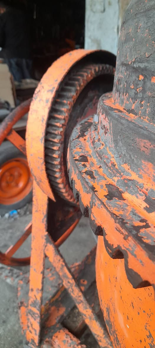 سلام عليكم خباطة لبناني جاهزة للعمل جدن نظيفه هاتف ***********مكان بغداد
