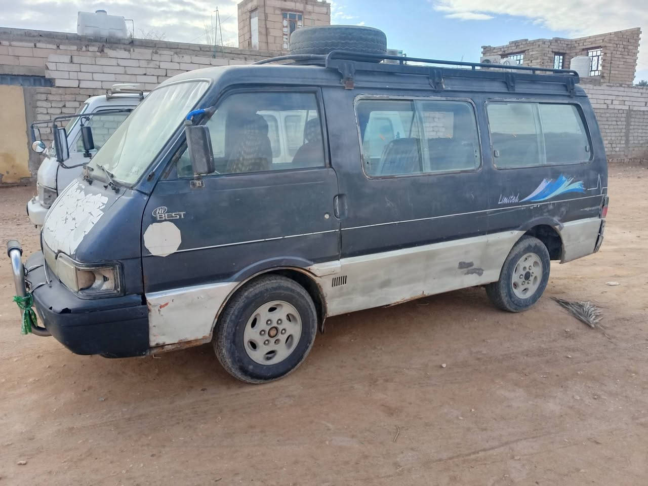 كيا للبيع بيتا موديل.93سنوي.لل27.رقم ألماني السعر 23 مكان كربلاء متواجد.عل الهاتف ***********
