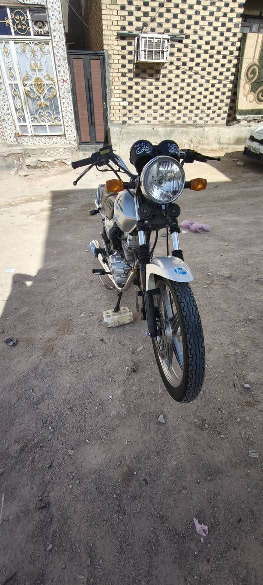 سلام عليكم
دايون عظم للبيع رقم و سنويه
دراجه نظيفة شوفت عينك ما عايزه شي
موديل 2018
سعرها 1300 و بيها مجال
مكان نجف 
اتصال خط و واتساب
***********
