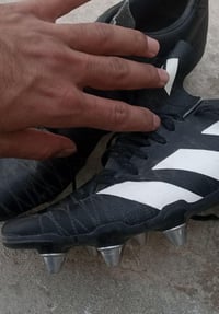 حذاء رياضي • اندونسي • ميسان