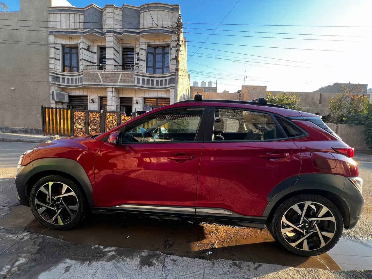 السلام عليكم…كونا2022 بغداد
للبيع هونداي كونا موديل2022 لون احمر رقم بغداد 
فول مواصفات 1/1
3 انظمه قياده(سبورت/سمارت/نورمال)
فتحه سقف
تحديد مسار
قيادة ذاتيه
مانع انزلاق
بصمه 
تشغيل عن بعد
اوتو هولد 
رادار امامي خلفي
لايتاتLED
توقف ذاتي
كشنات تدفئه
كاربلاي
كشنات جلد
شاشه ديجتال 
محرك 1600 تيربو وارد اميريكي حادثها باب وجاملغ مبدلات بلادي ماشيه73 الف وقابل للزياده
السعر145 
عنوانها بغداد السيديه ***********
