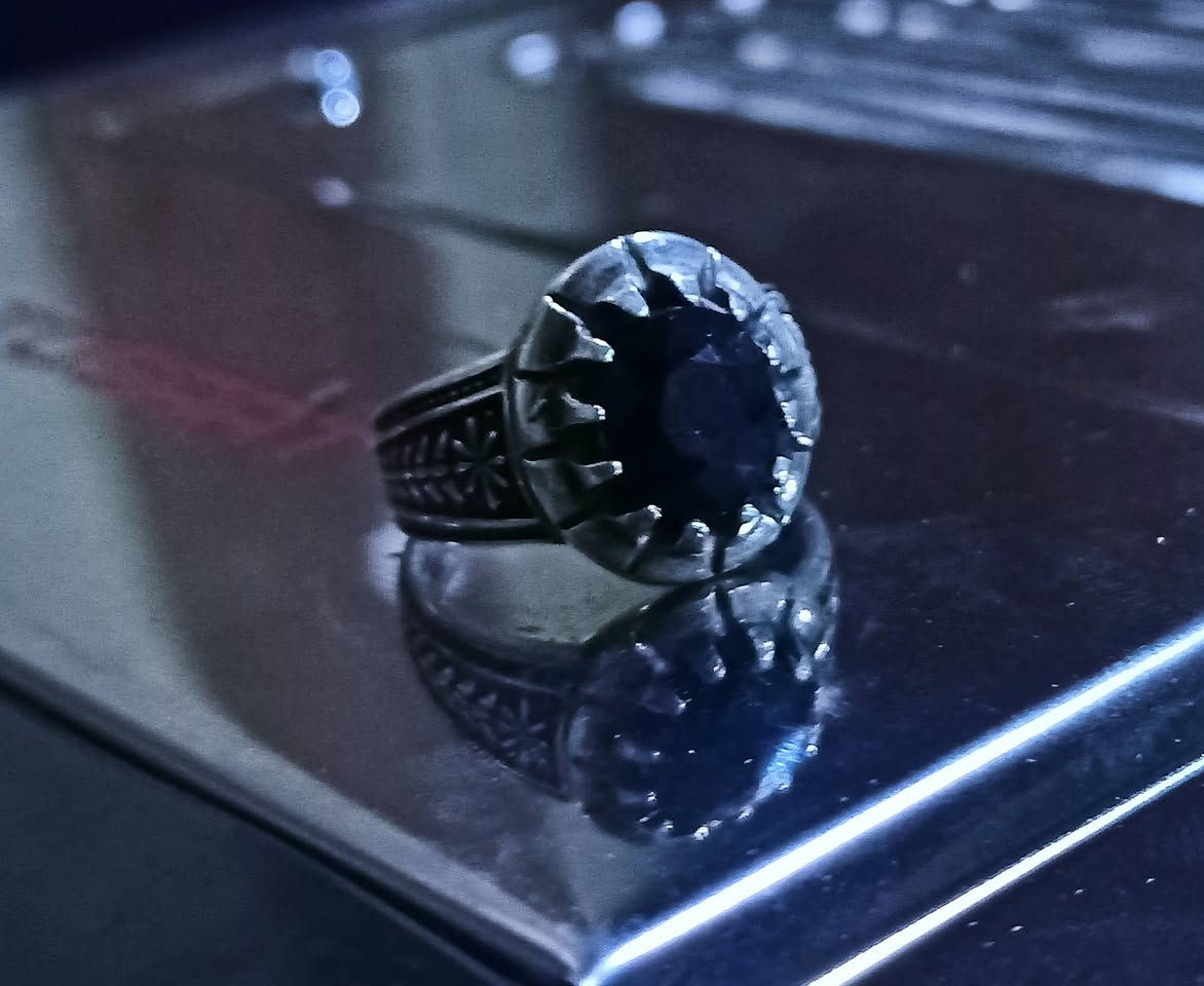 السلام عليكم 
🔵للبيع ياقوت ازرق (زفير) بسعر  45 الف فقط


**إذا كنت صاحب هذا الإعلان وتريد حذفه لأي سبب، رجاءا أرسل رسالة إلى الدعم الفني**