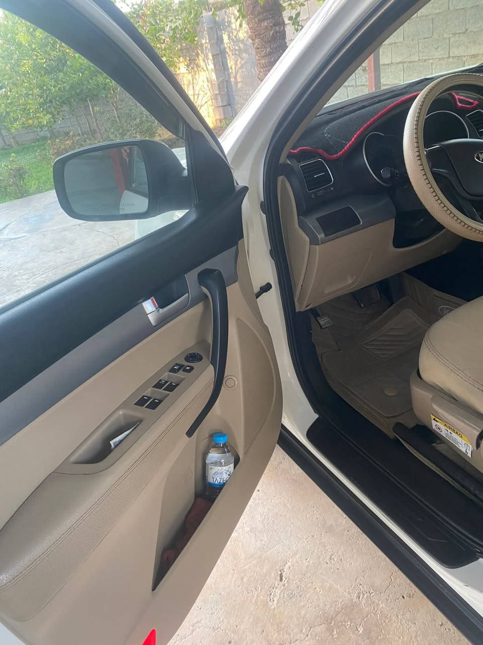 السلام عليكم ورحمة الله وبركاته للبيع فقط سورنتو 14خليجي محرك 2400دوش 7راكب 3قطع تبريد رقم اربيل سنوية بسمي جديده رقم جديد المكان صلاح الدين 
رقم ***********
