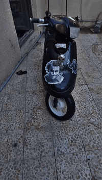 للبيع دراجه بطه99 محرك معدل تمشي فوك  60 الكهربائات شغاله سلف+ مزود با...