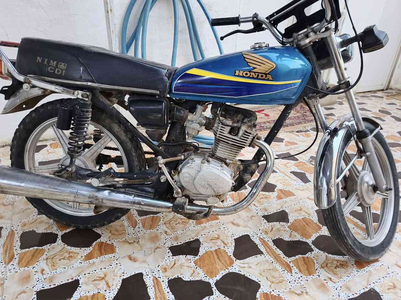 بيع فقط بدون اوراق نقص صفاحيات وكيلومتر ب 280


**إذا كنت صاحب هذا الإعلان وتريد حذفه لأي سبب، رجاءا أرسل رسالة إلى الدعم الفني**