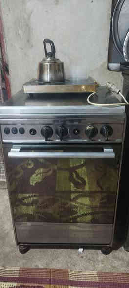 طباخ عشتار نظيف 75% شغال اي نقص ما بي بس جنرات اثنين سعر 100 بي مجال موصل الرشيديه/م رقم تلفون ***********/***********
