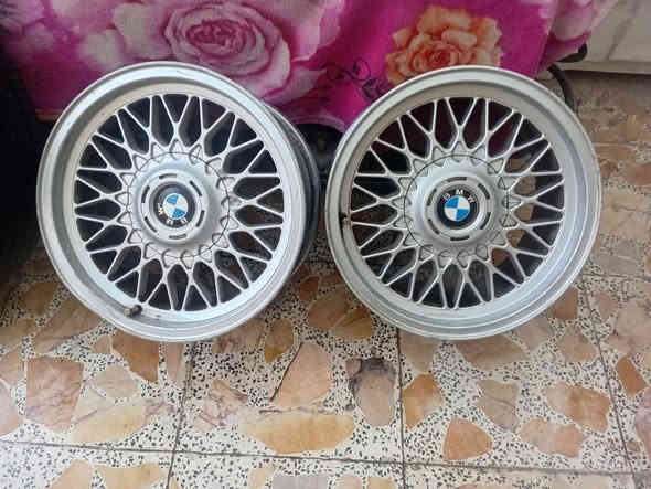 تخم ويل خلية حجم 16 سعرهن325 الف مكاني بغداد ***********
