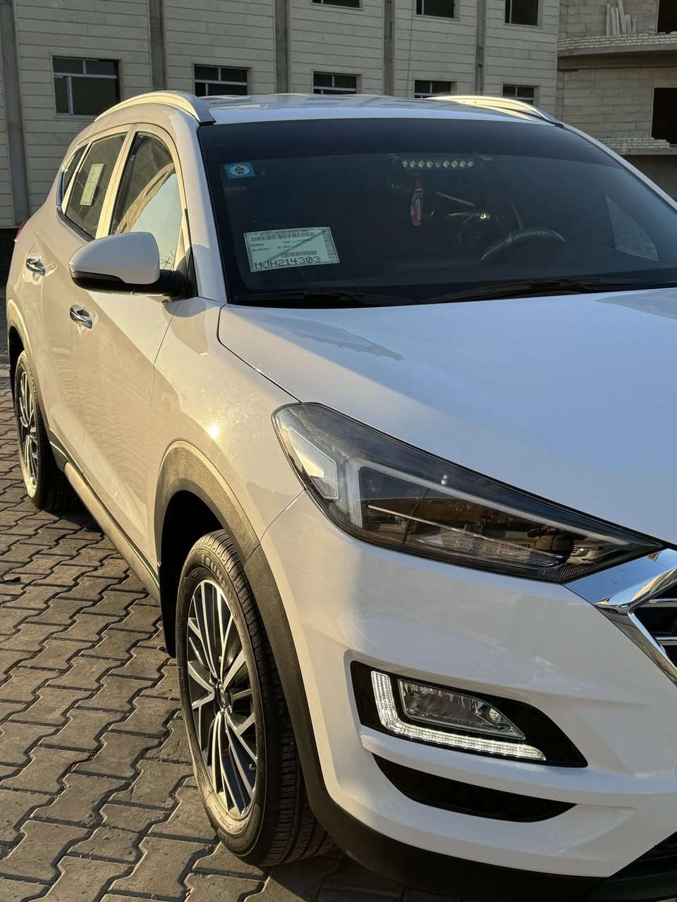 ‏‎السلام وعليكم توسان موديل 2020 كوري اصلي سايد بريك رجل شركه الكاصد مكفول عدا تكحيل خلف باب الصدر غيرها كفالة عامة  فول سياره عدا بنراما شاحن وايرلس لايت 5 عدسات ودوار وي ستيرن حساس امامي خلفي كشنات جلد وكهرباء 2 شاشه كار بلي اصليه وهواي مواصفات بعد بيها السيارة باسمي مكان السياره الكوت مركز المدينه السعر 220  وبيها مجال وللعلم ماشيه 77 سياره حقيقي شرط الفحص  السياره ترهم مراوس عادي حسب القناعه


**إذا كنت صاحب هذا الإعلان وتريد حذفه لأي سبب، رجاءا أرسل رسالة إلى الدعم الفني**