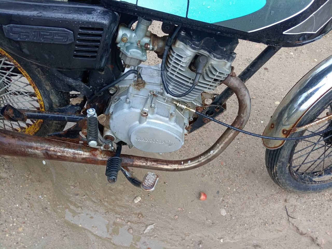 سلام عليكم اخوان دراجه للبيع موديل 2016
0773 700 2741
