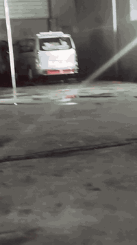 السلام عليكم للبيع موديل 18 بيها حادث الچاملغ الامامي الأيسر وبيها قطعتين رش فقط كوريا جاهزه وحلوه دوشمه كامله مكينه گير كفاله اريدها 225 وبيها مجال 
***********//***********
