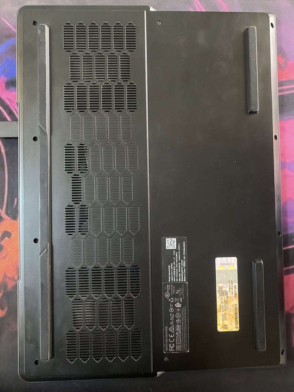 Lenovo Legion 5 
Cpu: CI7-14HX
Ram: 16Gb DDR5 
Hard: 1Tb ssd M.2
Gpu: RTX 4060 8Gb 
Screen: 16.0 2K IPS 240Hz

وياها كارتون الاصلي مالتها وكافة الملحقات 

1,350,000

للتواصل والاستفسار: 
***********
