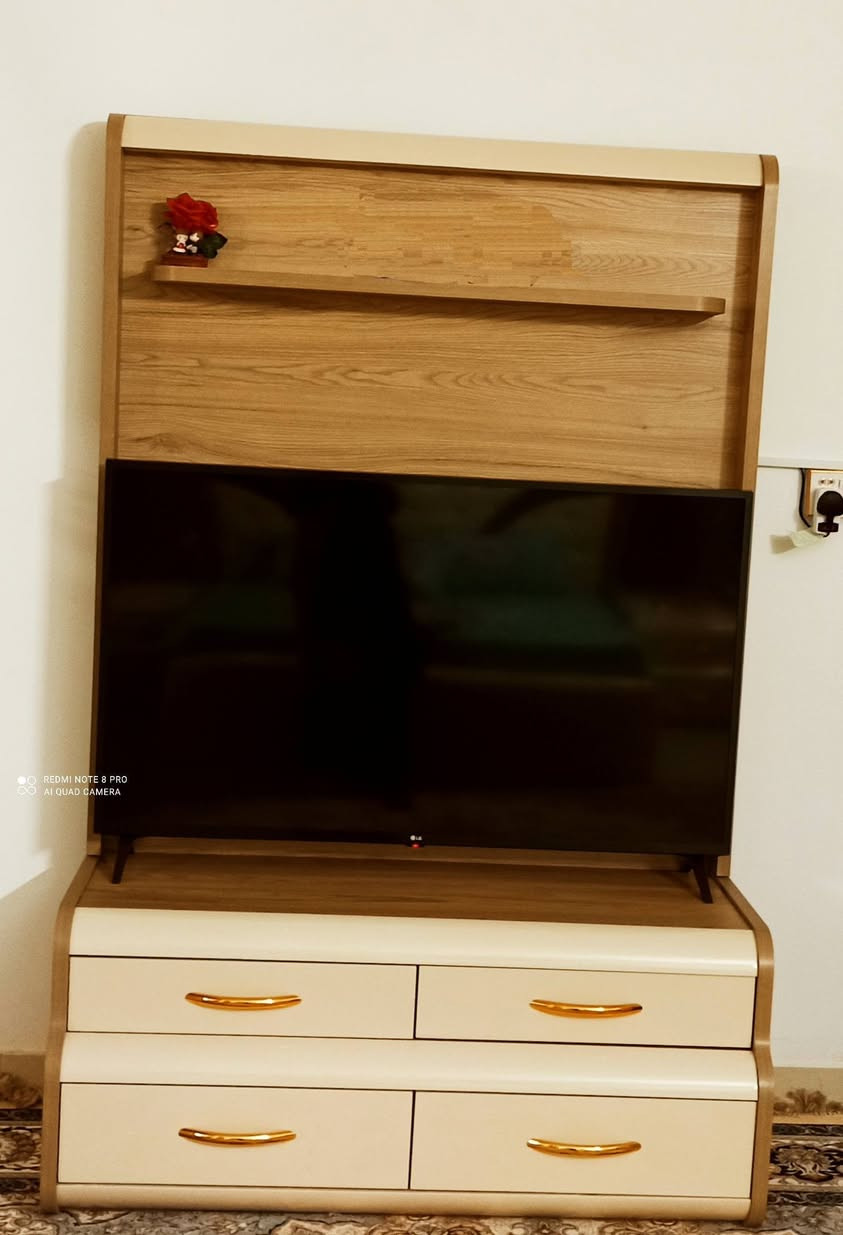 السلام عليكم للبيع 
الفرن ٧٠ وبيه مجال درجة اولى 
الفرشة ب٥٠ وبيها مجال 
جرباية طفل ١٥٠ 
دوشك طفل ب١٠
زاوية مراية دوارة ١٥٠
ميز تلفزيون ب٢٠٠ وبيه مجال 
جنطة السوده ب١٠ والرصاصي ب٥
مكاني نجف


**إذا كنت صاحب هذا الإعلان وتريد حذفه لأي سبب، رجاءا أرسل رسالة إلى الدعم الفني**