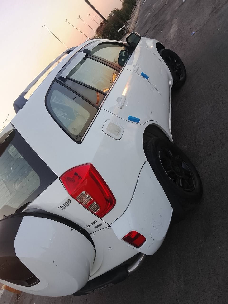 شيري تيكو 🚙
المواصفات....
موديل 2013 
شاشا انترنت اندرويد.
كامره خلفية 
محرك وكير كامري اوتو ✈️
تحكم ستيرن 
سلايد روف طكتين 
تبريد شغال 
لايت زنون + بك لايت لد 
دوشمة جلد 
رقم بغداد السعر 55 وبيها مجال بسيط سونار موجود مرفق بلصور مكان سياره بغداد هاذ رقمي ***********
