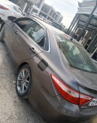 كامري موديل 2017للبيع بيه قطعتين صبغ واربعه توحيد لون بس ابيع احزام مح...