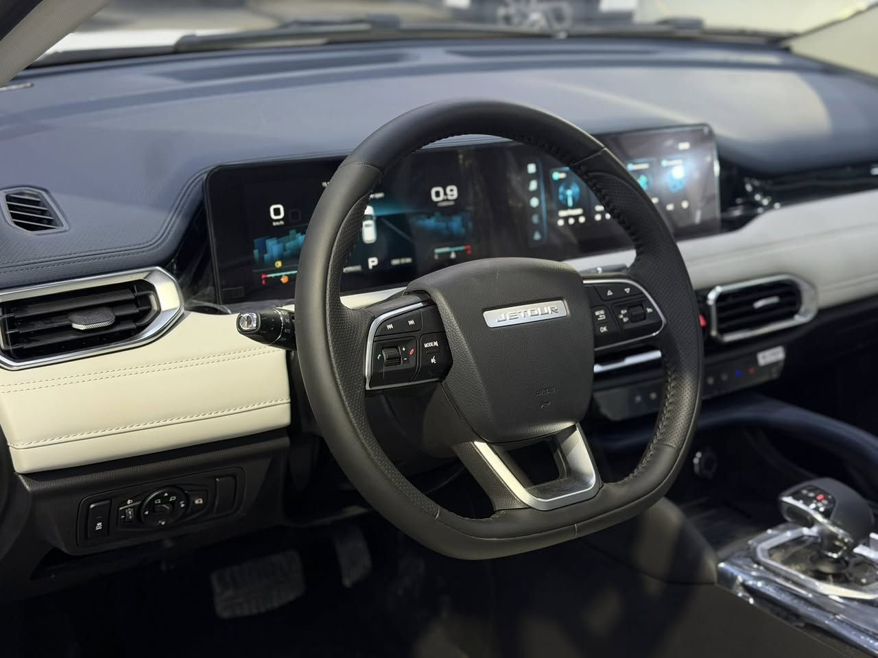 (بسم الله الرحمن الرحيم)

جيتور X50 🔥 موديل 2026 💣

#هاية السيارة سعرها رخيص ✅✅

فول مواصفات 1/1 : 

1- فتحة 🕳️
2- بصمة 🔐
3- قطعتين تبريد ❄️
4- كراسي كهرباء ⚡️ 
5- توقف تلقائي للصدمات 
6- كشنات جلد لونين 🤍🖤
7- شحن لاسلكي 🕹️
8- كامرات 360 درجة 
9- حساس خلفي 🔊

حجم المحرك : 1.500 تيربو 

#ضمان شركة هارلم (السيارة ضمان جيتور )

#السعر 19.800 مليون 
للاستفسار الاتصال على الارقام التالية 

*********** 
***********
#مسلم الخفاجي 

بغداد / الكاضمية / شركة صدى الجواد
