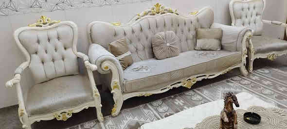 للبيع تخم ملكي زان تركي 10نفرات مع طبله وسطيه مكان كربلاء استفسار على رقم فقط مكلف بل نشر ***********
