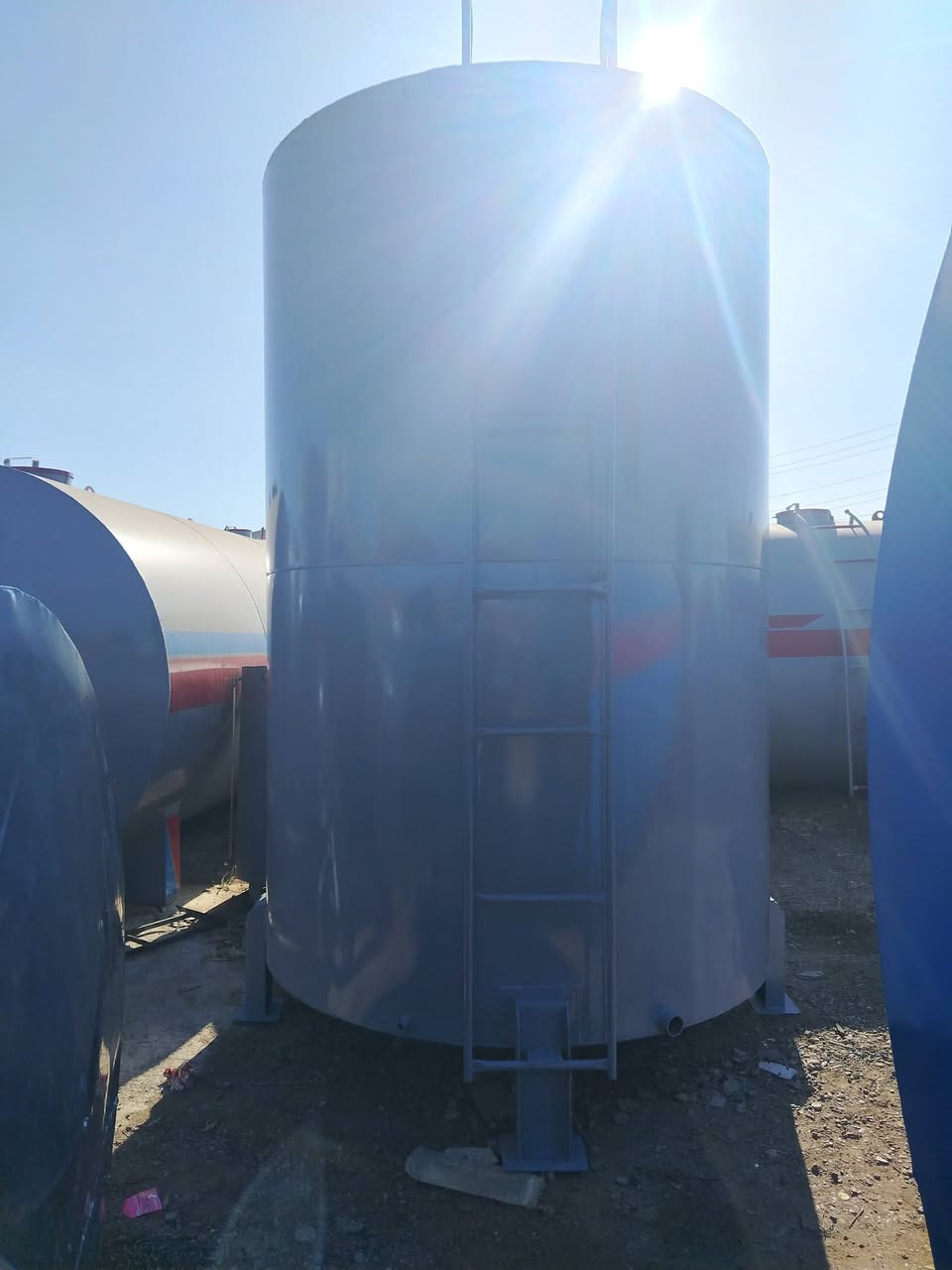 سلام وعليكم من رخصت أدمن عندي تانكيات حديد و مغلون بأسعار مناسبه مكاني بغداد جرف النداف ***********
