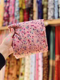 كشمير إيطالي • نقشة ورد صغيرة • شارع كصيبه