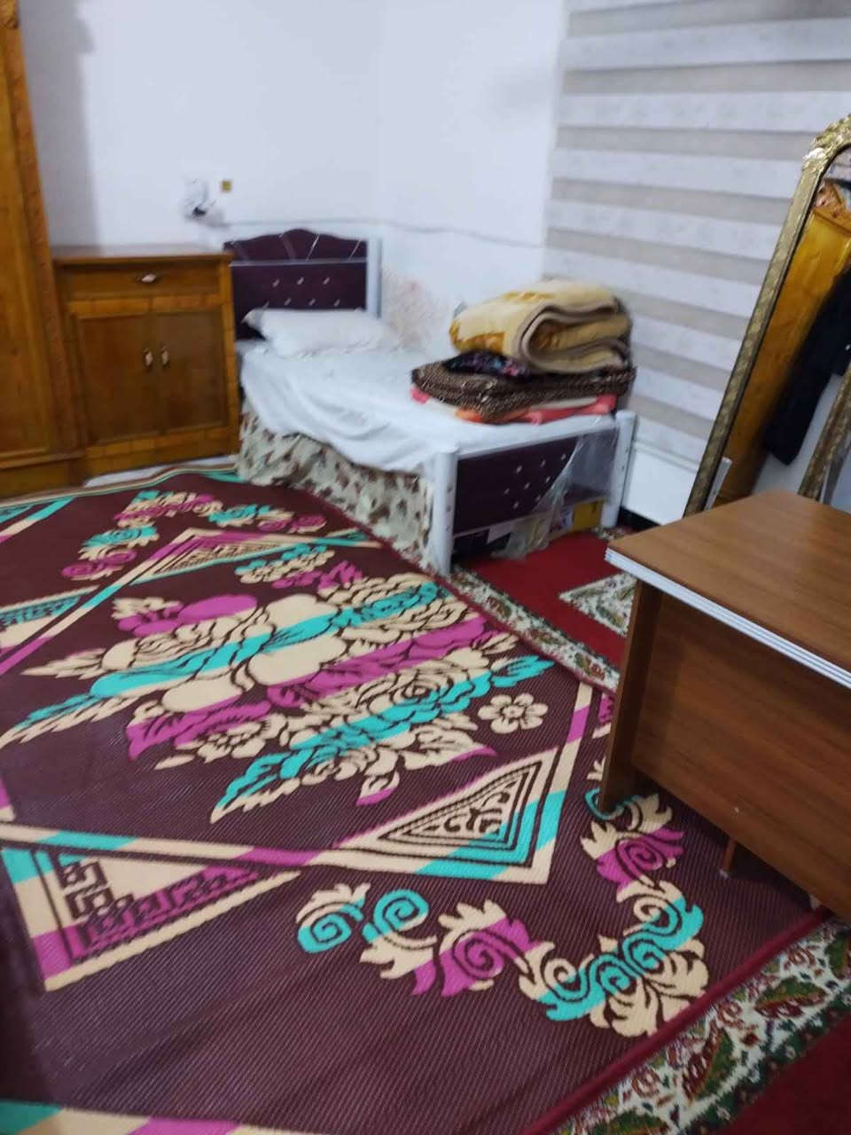 سلام عليكم عندي بيت البيع العنوان شبانات البزل الاول بيت مساحه 160متر نوع العقار عقد  17بيت يخبل مرتب ستوني مسوي ماي جديد كهرباء جديد سيرميك جديد ارضيه وجداري بيت كامل متكامل تجبي كبل تكعد بي الله شاهد بيت يخبل  ومتوازي على بيعته طابقين  سعر البيت 70وبي مجال
3غرم نوم

ومطبخ 4/3

وستقبال5/5

وصاله3/3

وهول 4/4

طارمه جبيره

4حمامات

ائي ستفسار تصل علي هذا الرقم *********** Singapore
