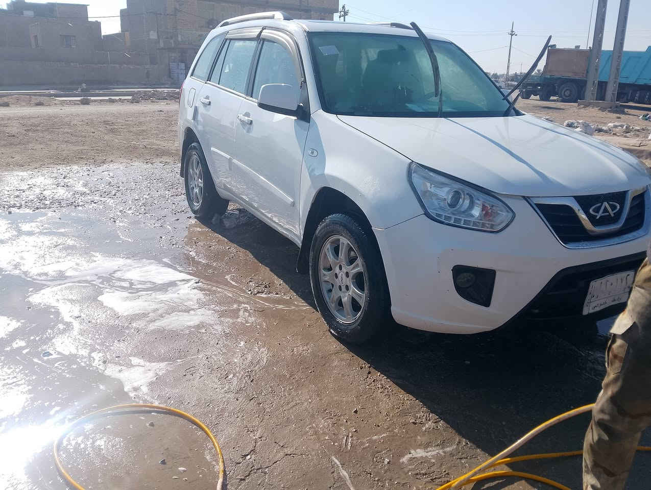 السلام عليكم سيارة لبيع تكو مديل 14 مكفول كير ومكينه وكشروتحويل ثاني يوم وتخم تايرات جديد عرضه 80 وبيه مجال قليل مكاني كوت حي جهاد رقمي ***********
