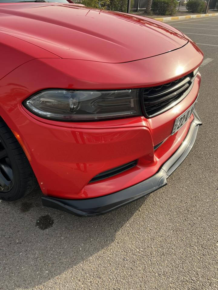 جارجر موديل 2023 إصدار الأخير ماشيه31 رقم أربيل باسمي سنويه سياره وارد أمريكي حادثه فقط بالهلال الخلفي شي قليل سياره جديده بمعنى الكلمه مكان السياره بغداد
السعر 265 وبيه مجال
الرقم ***********
