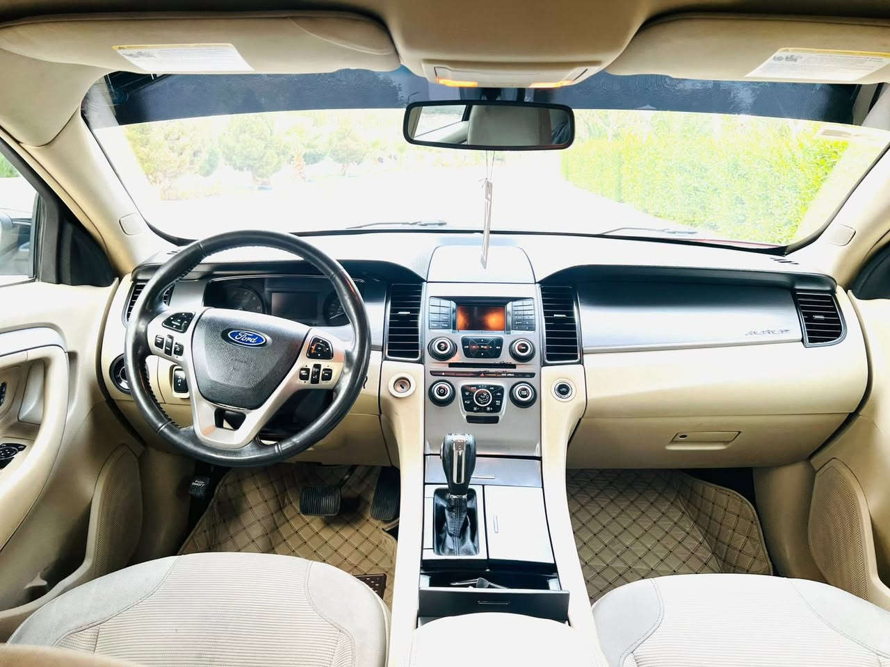 السلام عليكم
فورد تورس 2016امريكي
#السعر ( 123 ) $ ورقه
للاتصال***********
سيارة فقط طرف بونيد ظرر
ابشرط هاي السونار 
ماشيه 140 الف 
محرك V6
دواخل عسلي جديد
 حجم محرك 3500 
كير محرك بشرط
كشنات كهرباء     
وثبيت سرعه 
شاشه
لايتات زنون   
كاميره خلفي 
طخم تايرات جديده
شرط تحويل و غرامه 
رقم سليمانيه 
 سنويه  لحد 2029
عنوان ديالي خانقين
