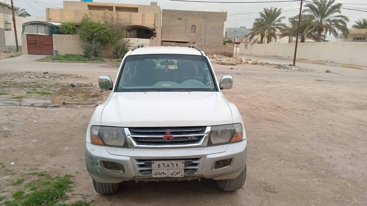 سلام وعليكم سيارة مستبوشي باجيرو موديل20002 رقم شمالي لسيارة مابيهة اي نقص لسيارة وكالة بسمي عامة تحويل مداور ثاني يوم تبريد شغال  سعرة 75ورقة المكان ديالى شهربان هذا رقمي ***********
