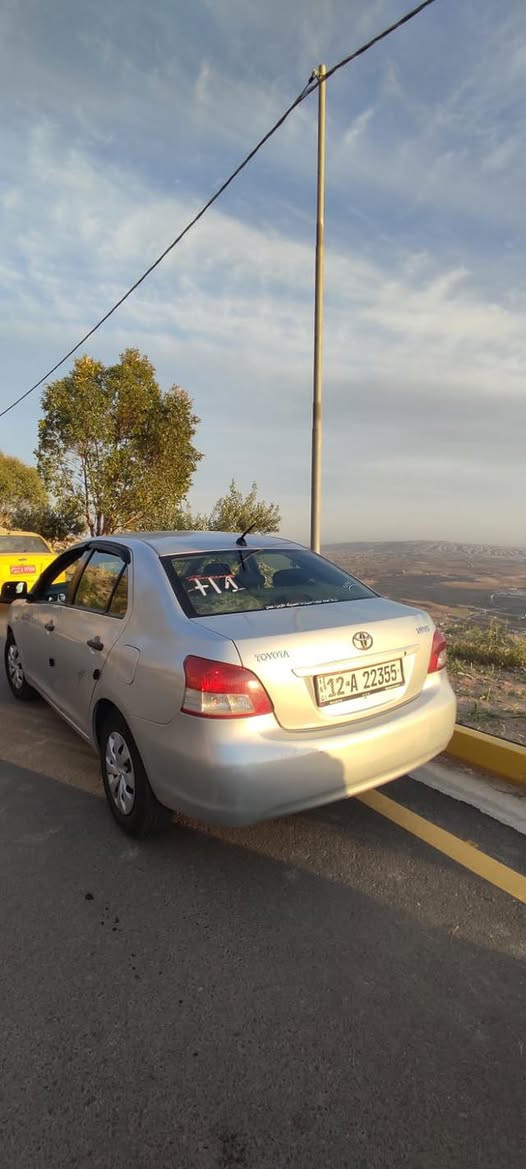 سلام عليكم
للبيع يارس 2006 خليجي 
كير توماتيك 
صبغ عام جماليه
كير ومكينه شرط
شرط التحويل
تبريد شغال 
رقم نينوى دولي
السعر 78 وبيها مجال 
للاستفسار اكثر اتصل
***********
