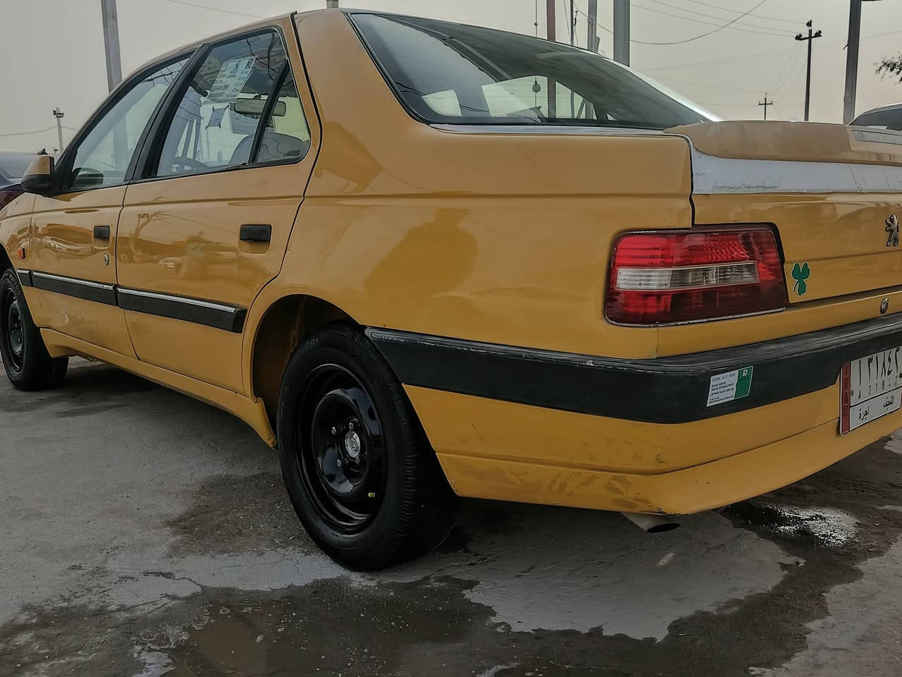 بيجو اكد 2016 رقم نجف سنويه جديده كير ومكينه جاهزات حداديه ستوني منزلها امامي سياره جاهزه وماعايزه بيها دور جاملغ بس والباقي كفاله تخم تاير باتري جديد بعده ضمان دوشمه دواخلها حلوه تبريدها شغال تدفئه سياره كبل للشارع مال كاسب وسعرها مناسب اتصل وبيك خير وتدلل ماختلف وياك *********** مكانه النجف الاشرف الحولي خلف ملعب النجف
