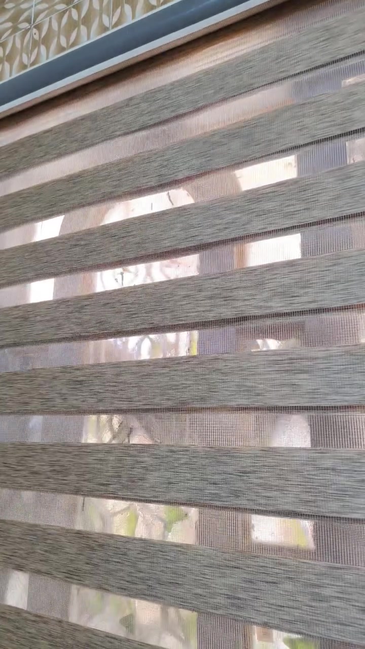 سلام عليكم
بردة زيبرا استخدام جدا قليل
عنوان نهاوند 
***********
