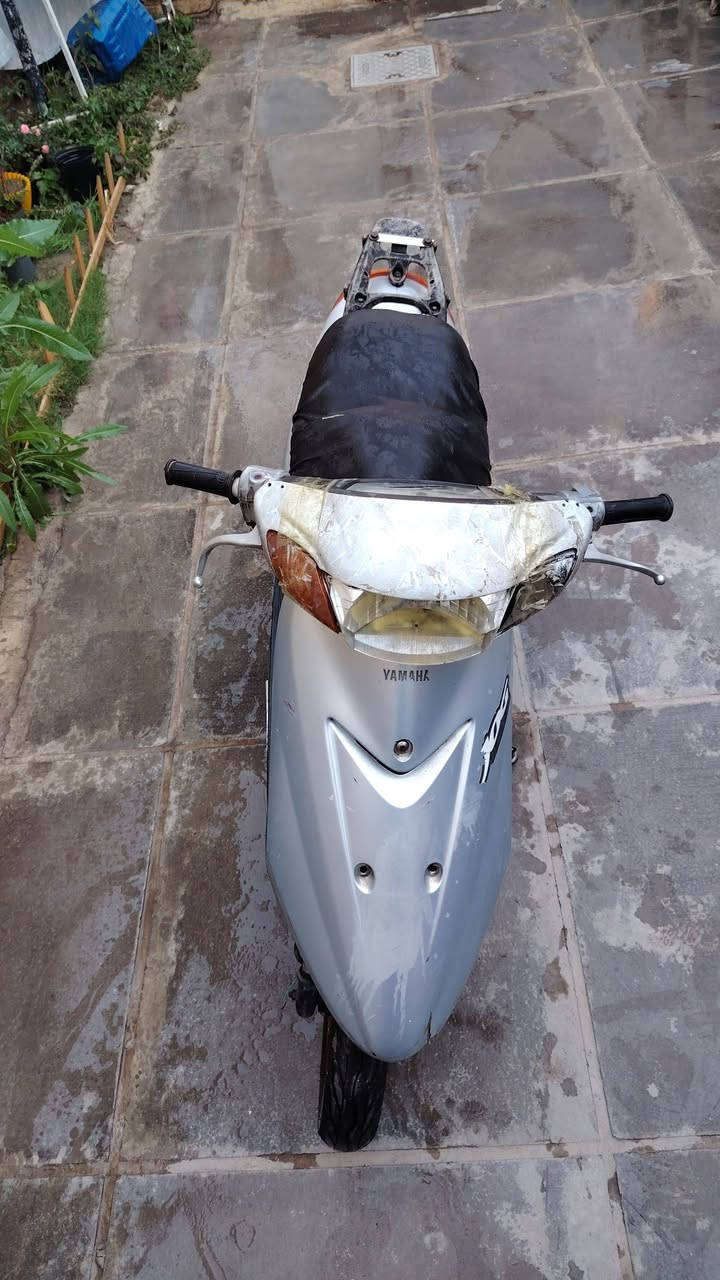 دراجة ياماها للبيع
الدراجه طفت بيه فجأة ماعرف شنو السبب
السعر ٢٥٠ 
مكاني بغداد الحريه 
***********
