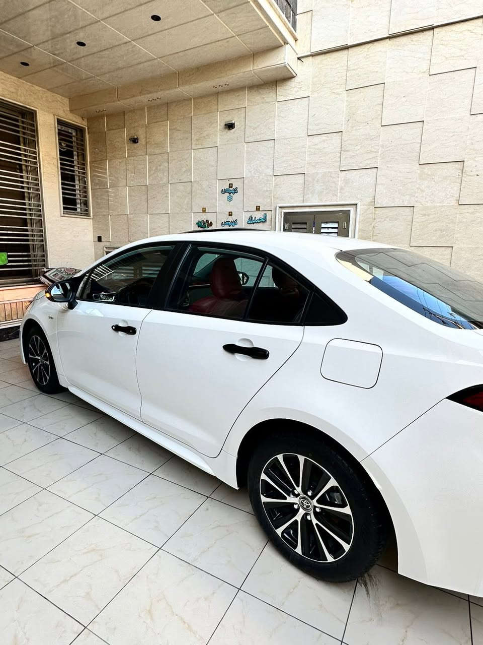 السلام عليكم
كورلا هايبرد 2025 خليجي رقم بغداد بأسمي شبه مميز  بحالة الزيرو كفاله عامة كفالة حتى الدعاميات فول مواصفات كرسي كهرباء 
السونر مرفق بل منشور 
🔸فتحه
🔸بصمه تشغيل + ابواب
🔸تبريد قطعتين
🔸مود درايف ( سبورت - ايكو - نورمال)
🔸 ردارات +تحديد مسار قياده ذاتيه
🔸عداد ديجتال
🔸 سستم ايربال فول + مانع تصادم
عليهة تغليق جام حراري اصلي
السعر 149 وبيهة مجال بسيط
 للاستفسار : ***********
مكاني بغداد السيدية
