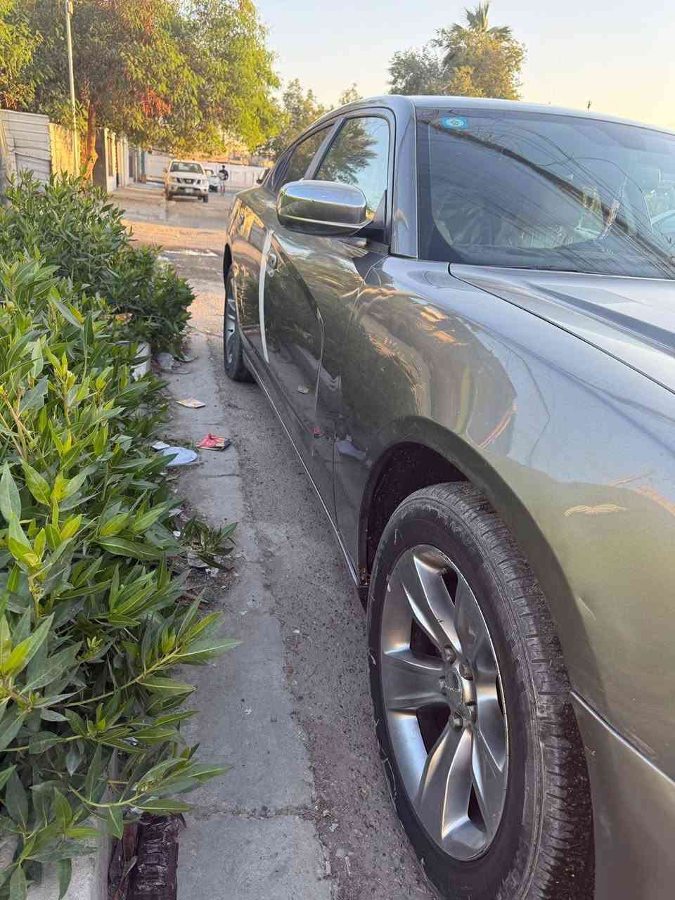 سلام عليكم جارجر مديل 12 كفاله كفاله مكاني بغداد سعر 150 
***********  تخم تاير وحدادي ستوه شاده
