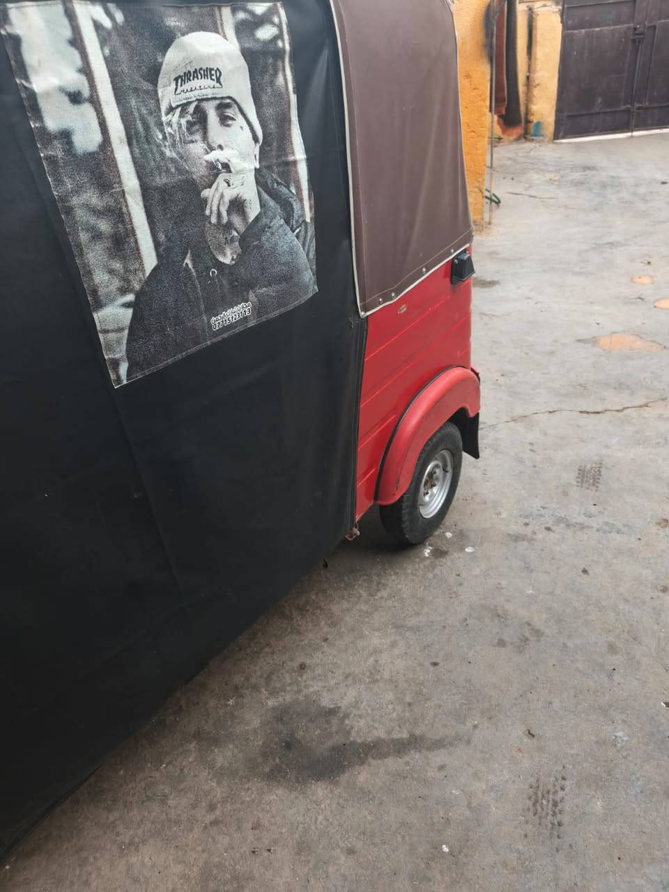 سلام عليكم تكتك  موديل 2020 تكتك جازه كبل لشراع تكتك  مصبوغة عام جمالي  رقم وسنيويه بسمي  عنوان جسر ديالى القديم سعر 60250؟؟؟ ***********
