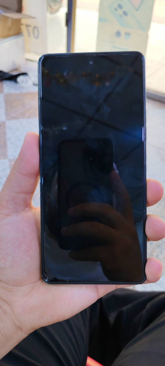 تكنو بوفا 6برو 5G نضافة 50% مع كامل ملحقات استخدام اقل من سنة والكامرا الخلفية لا تعمل مع كسر بسيط ما ماثر على اللمس سعره 125وبي مجال


**إذا كنت صاحب هذا الإعلان وتريد حذفه لأي سبب، رجاءا أرسل رسالة إلى الدعم الفني**