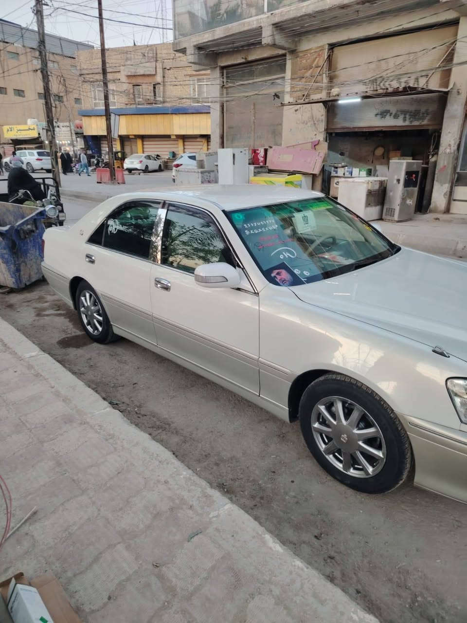 السلام عليكم اخوان رمضان كريم انشاء الله                 ملكه للبيع  رقم بغداد دولي تحويل مباشر في جميع المحافظات.                                                      موصفات                                                   
@شاصي  75 +كرستال اصل 
مكينه ديفور الكبيره كارتون 
خضراويه طوخ +برده خلفيه 
تحويره فوك وجوه نجف درجه اوله دشبول عرف العيساوي 
اربع كشنات كهرباء  +ستيرن كهربائية 
حداديه جديده تخم تاير ويل جديد سياره جديد كرتون شخط مابيه السياره حلوه وجديد مال جناي 
مكان السياره الحله 
تليفون  *********** 
السعر 145وبيه مجال
