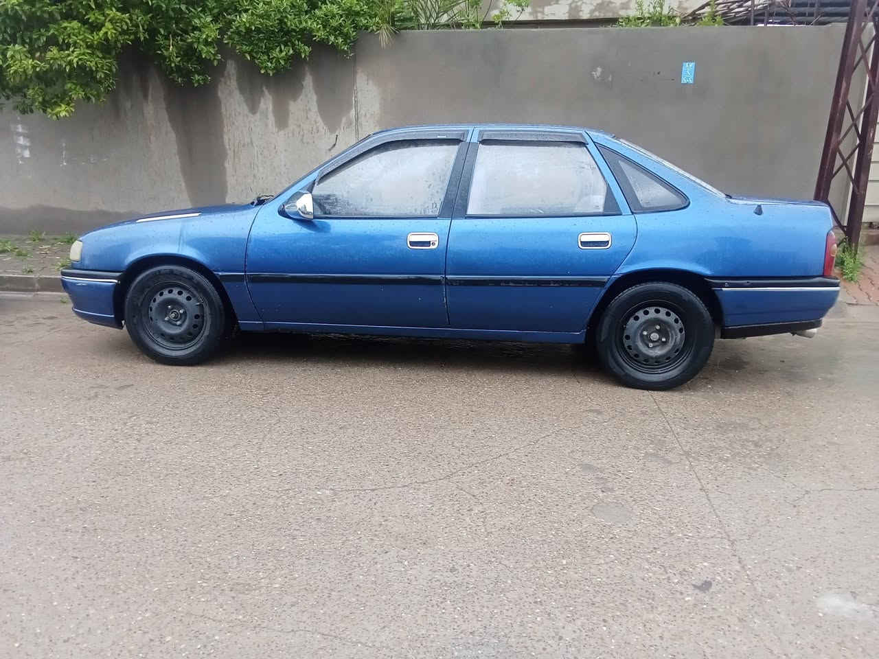 اوبل فكتره موديل 1991 حجم 20 صبغ عام جماليه سنويه مشروع وطني دفتر بانزين بيها
سعر 37
لل استفسار اتصل على رقم 
***********
