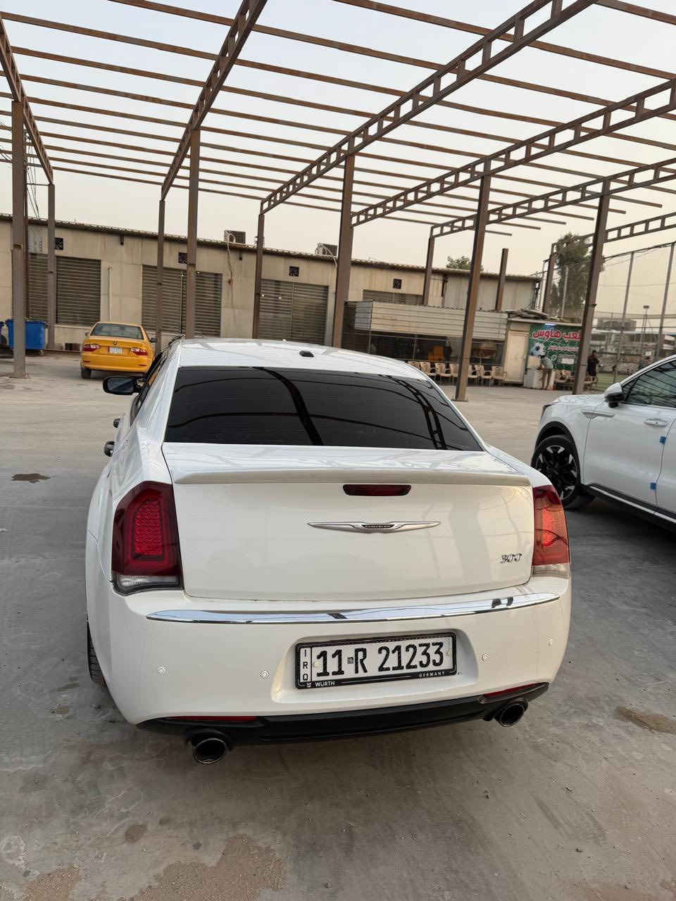 السلام عليكم اوباما موديل 2013 للبيع 
رقم بغداد باسمي
 سنويه ورقم جديدد مكينه 3600 تخم تاير حداده جديده تبريد شغل سياره بيها قطع صبغ ابيع حزام مكان السيارة ديوانية 
سيارة 135 وبيها مجال بسيط 
، رقم الهاتف ‏‪***********
