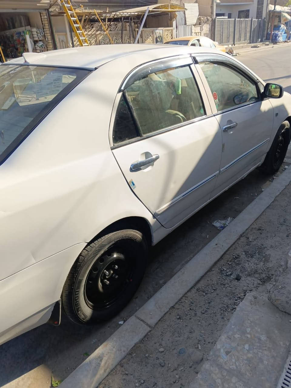 سلام عليكم سياره مديل 11 BYD f3
رقم  بغداد 
مكينه  ياباني بلادي
سياره خير من الله 
تخم تاير 
حداديه  جديده تعمير هلالات
كهربائيات كلها شغاله 
تدفئه شغاله تبريد شغاله
***********
السعر 62 وبيها مجال
