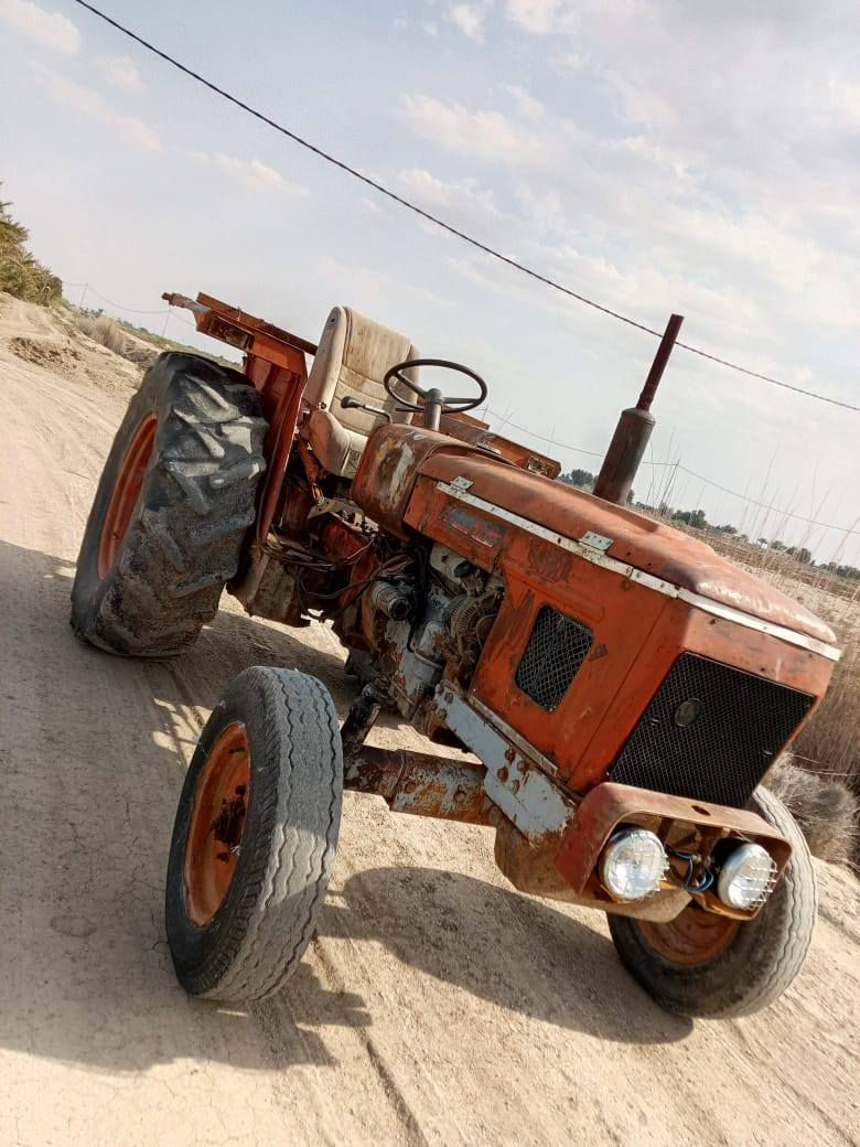 السلام عليكم عنتر للبيع مكينه جاهزه بم وجهاز الرفع نكره سلف تاير جديد مكينه بلاديه مكينه مكفوله كهربائيات شغال مكان بابل مكلف بالنشر رقم صاحبه //***********//***********
